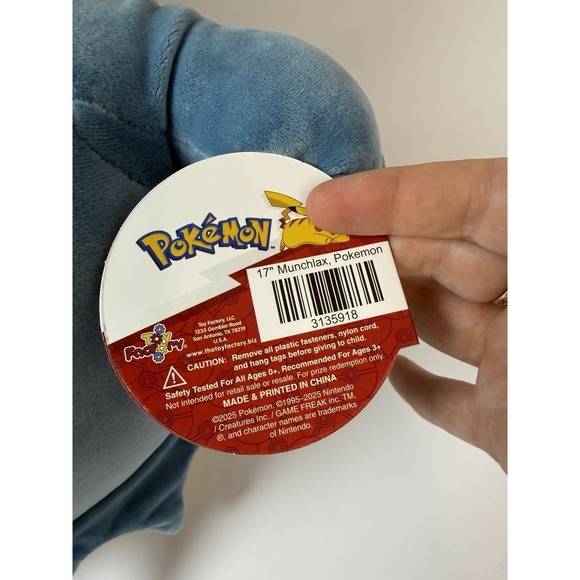 Round 1 Exclusive Official Nintendo Pokemon 17'' Munchlax Plush - Picture 3 of 4
